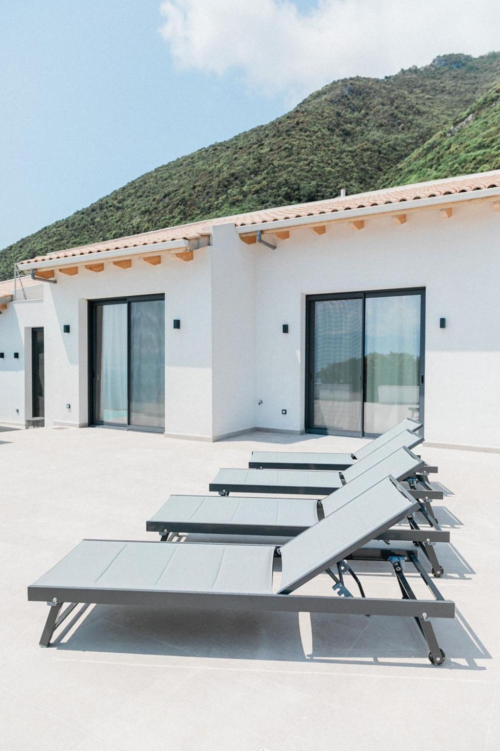 Tempestini Exclusive Villas Никиана Екстериор снимка